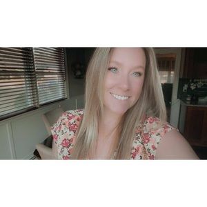 Meet your Posher, Tayla
